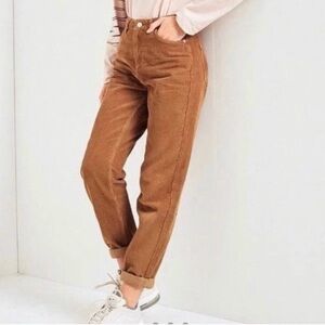BDG High Rise Mom Corduroy Pants Size 26 Brown 90s